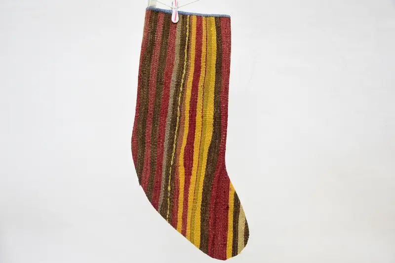 Calcetín de adornos navideños rojos y amarillos, calcetín de 14 pulgadas de ancho