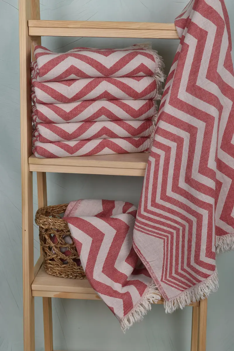 Bridal Shower Gifts, Bachelorette Party Decorations, 70x40 Cotton Zigzag Design Towel, Personalized Bridesmaid Gift, Personalized Wedding Gift - 3