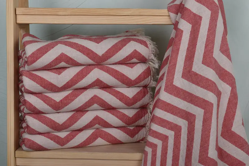 Bridal Shower Gifts, Bachelorette Party Decorations, 70x40 Cotton Zigzag Design Towel, Personalized Bridesmaid Gift, Personalized Wedding Gift - 2