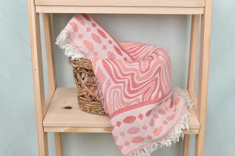 Fouta towel, Personalized Wedding Gift, Traditional Turkish peshtemal for hammam, Beach Towel Bulk, Handmade Gift, 70x40 Cotton Geometric Towel - 4