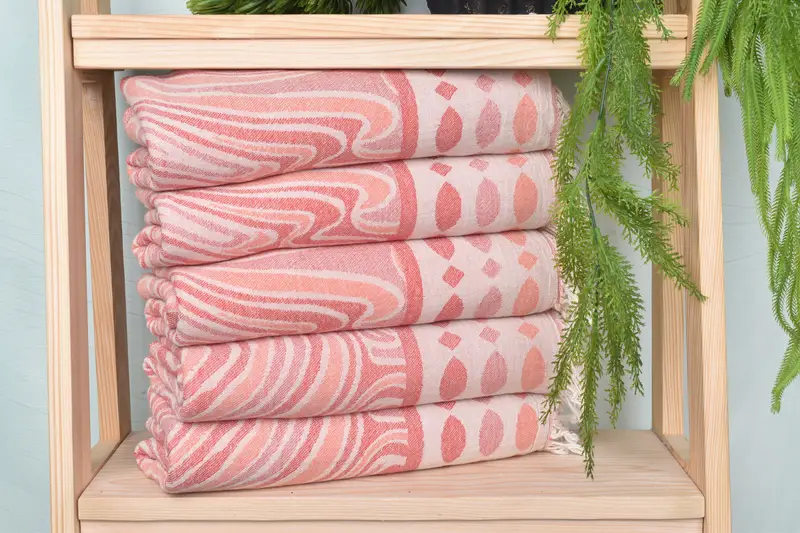 Fouta towel, Personalized Wedding Gift, Traditional Turkish peshtemal for hammam, Beach Towel Bulk, Handmade Gift, 70x40 Cotton Geometric Towel - 2