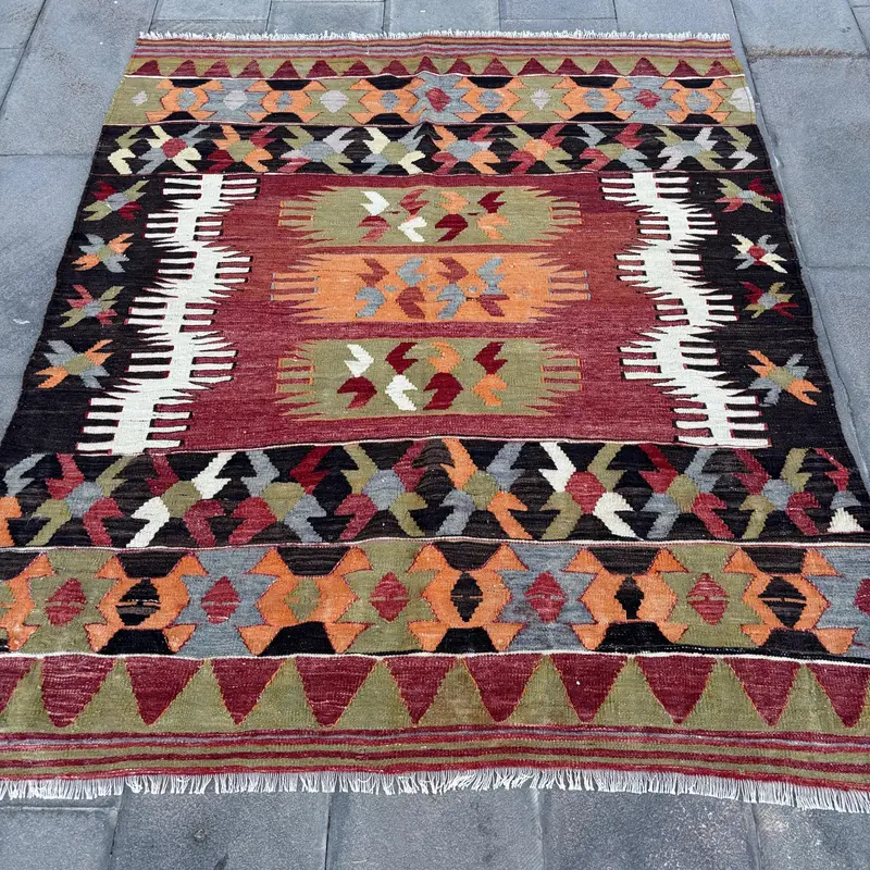 Red & Brown Rug, 5,1x5,8 ft Plant & Tree Pattern