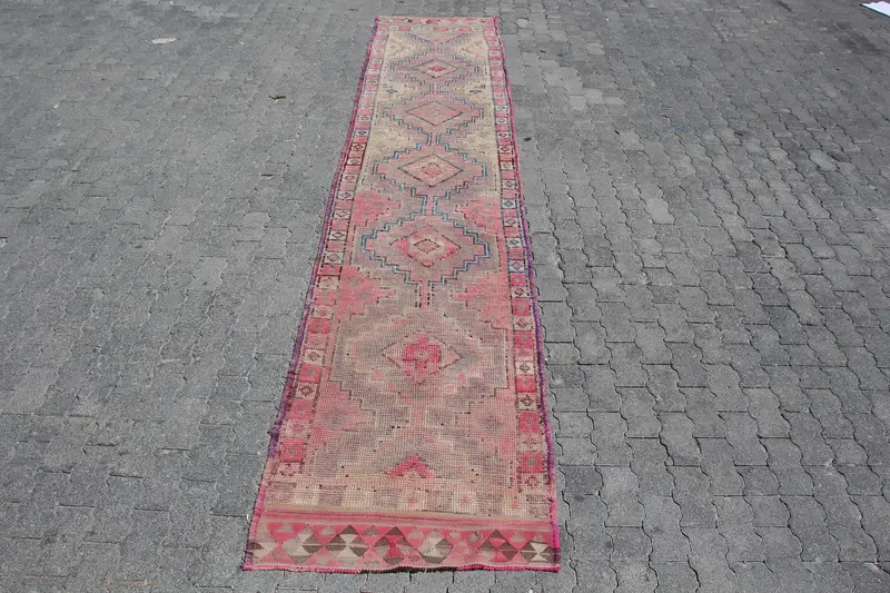 Alfombra turca de 2,7x13,6 pies, alfombra abstracta roja vintage - 1