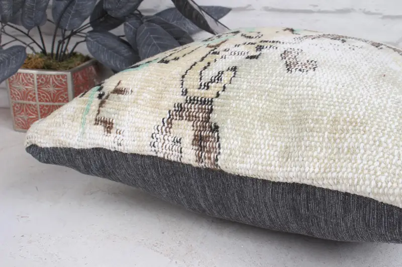 Garden Pillow Case, Boho Pillow Sham Cover, Indoor Cushion Cover, 18x18 Beige Pillow, Boho Pillow, Vintage Kilim Pillow, Pillow Case - 7