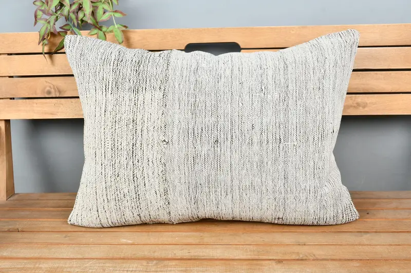 Vintage Kilim Throw Pillow, 20x28 White Pillow Case, Comfy Throw Pillow Sham, Gift Pillow, Nomadic Pillow, Vintage Pillow, Pillow Cover - 6
