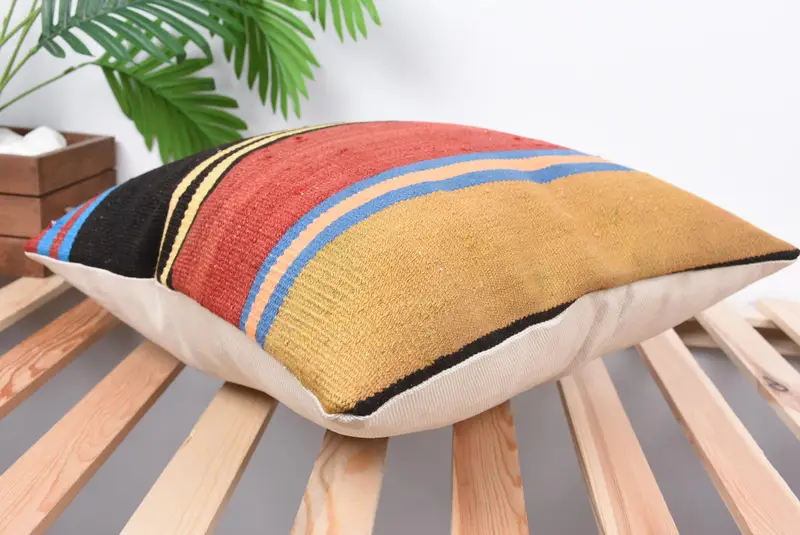 Ethnical Kilim Rug Pillow, Tribal Pillow Sham, Vintage Pillow, Oriental Cushion, Interior Designer Pillow, Pillow, 18x18 Red Pillow Cover - 6