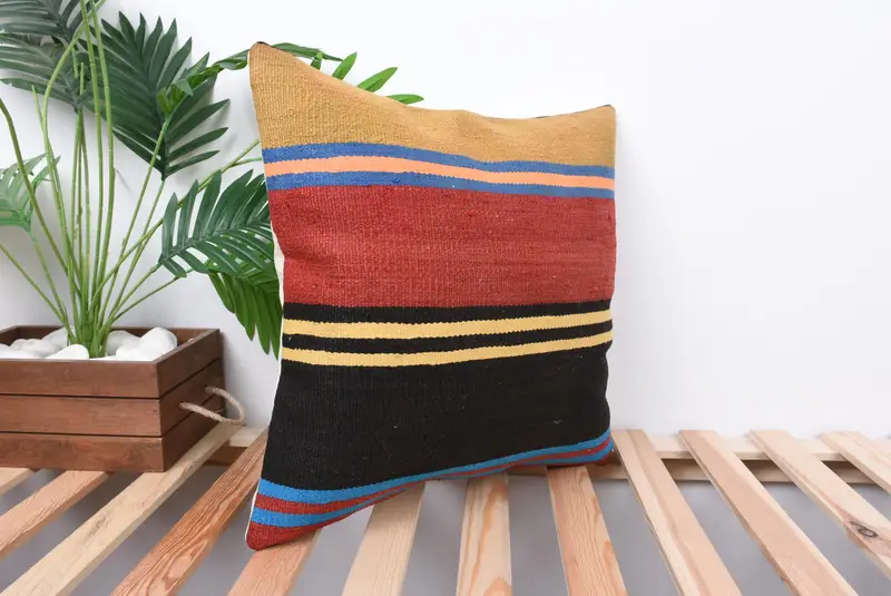 Ethnical Kilim Rug Pillow, Tribal Pillow Sham, Vintage Pillow, Oriental Cushion, Interior Designer Pillow, Pillow, 18x18 Red Pillow Cover - 4