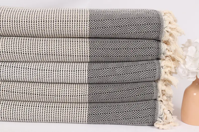 Custom Hochzeitsgeschenke, 80x70 Baumwoll -Diamanttuch, Brautjungferngeschenke, Junggesellengeschenke für Braut, Quenn -Betspannung, Brautduschengeschenk - 3