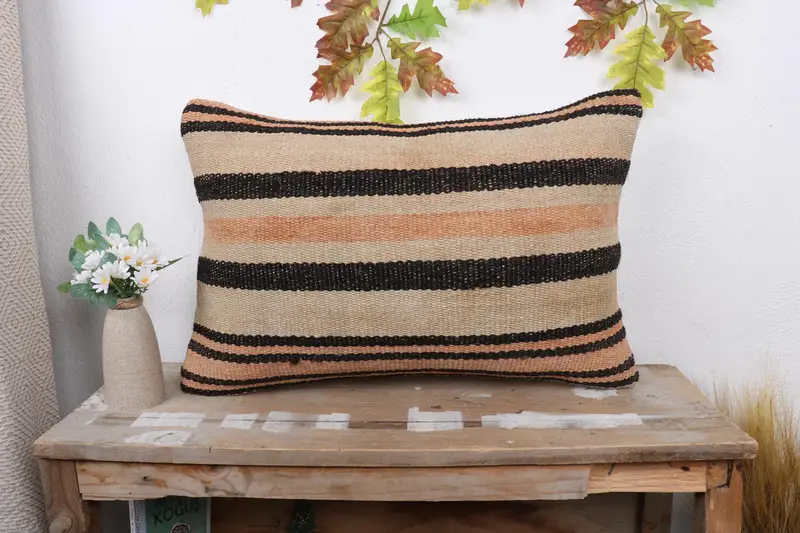 Ottoman Pillow Cover, 16x24 Beige Pillow Case, Boho Pillow, Cushion Cover, Cotton Cushion Cover, Ethnical Kilim Rug Pillow, Vintage Kilim Pillow - 1