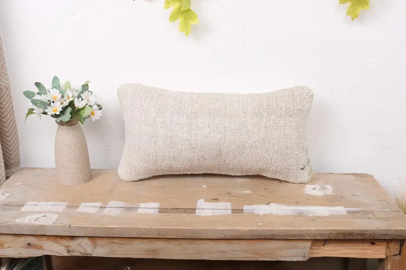 Handgefertigtes besticktes Southwestern-Wurfkissen, 8x16 Leinenkissen