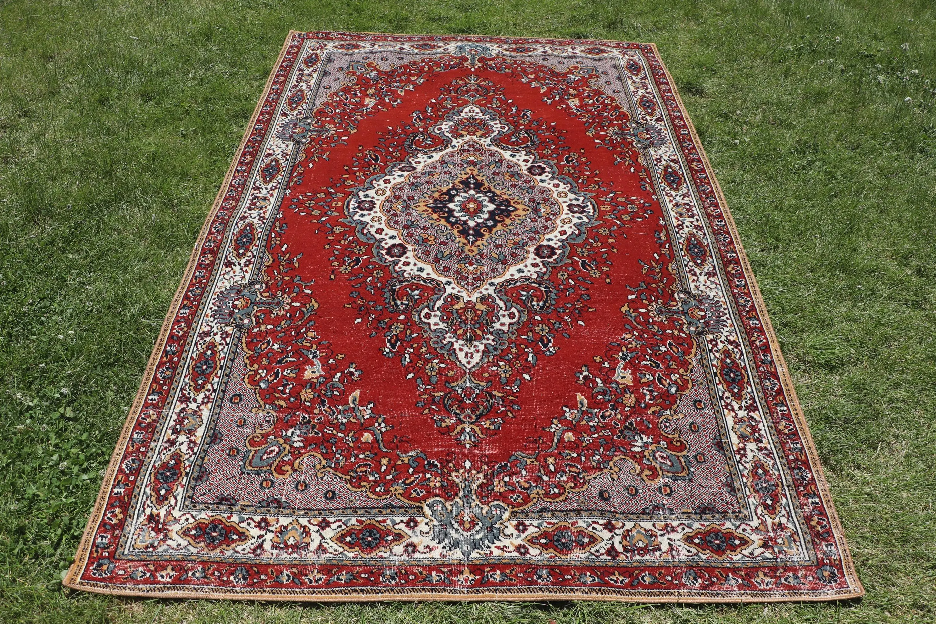 Turkish Rug, Area 4.7x7.5 ft Vintage Rug, Red Bordered Wool Rug - 1