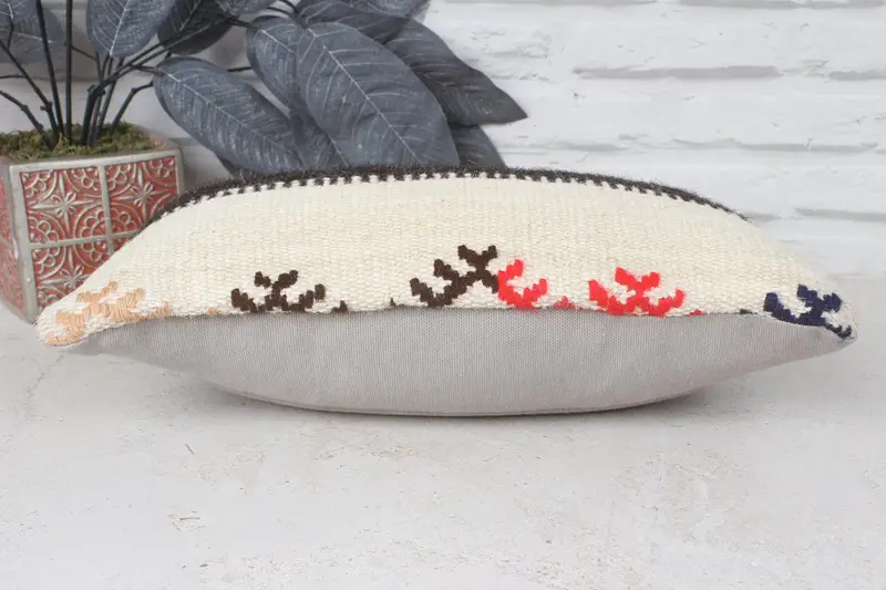 Vintage Kilim Throw Pillow, Kilim Rug Pillow Cover, Handmade Kilim Cushion, 8x16 Beige Cushion Case, Pillow Case, Pillow for Couch - 5