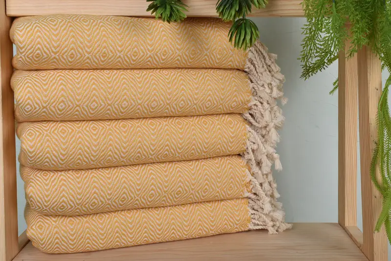 Grandma Gift, Gift For Her, 70x40 Cotton Zigzag Diamond Towel, Bulk Order Towel, Luxury towel, Custom Wedding Gift From Bridesmaid, Beach Towel Bulk - 1