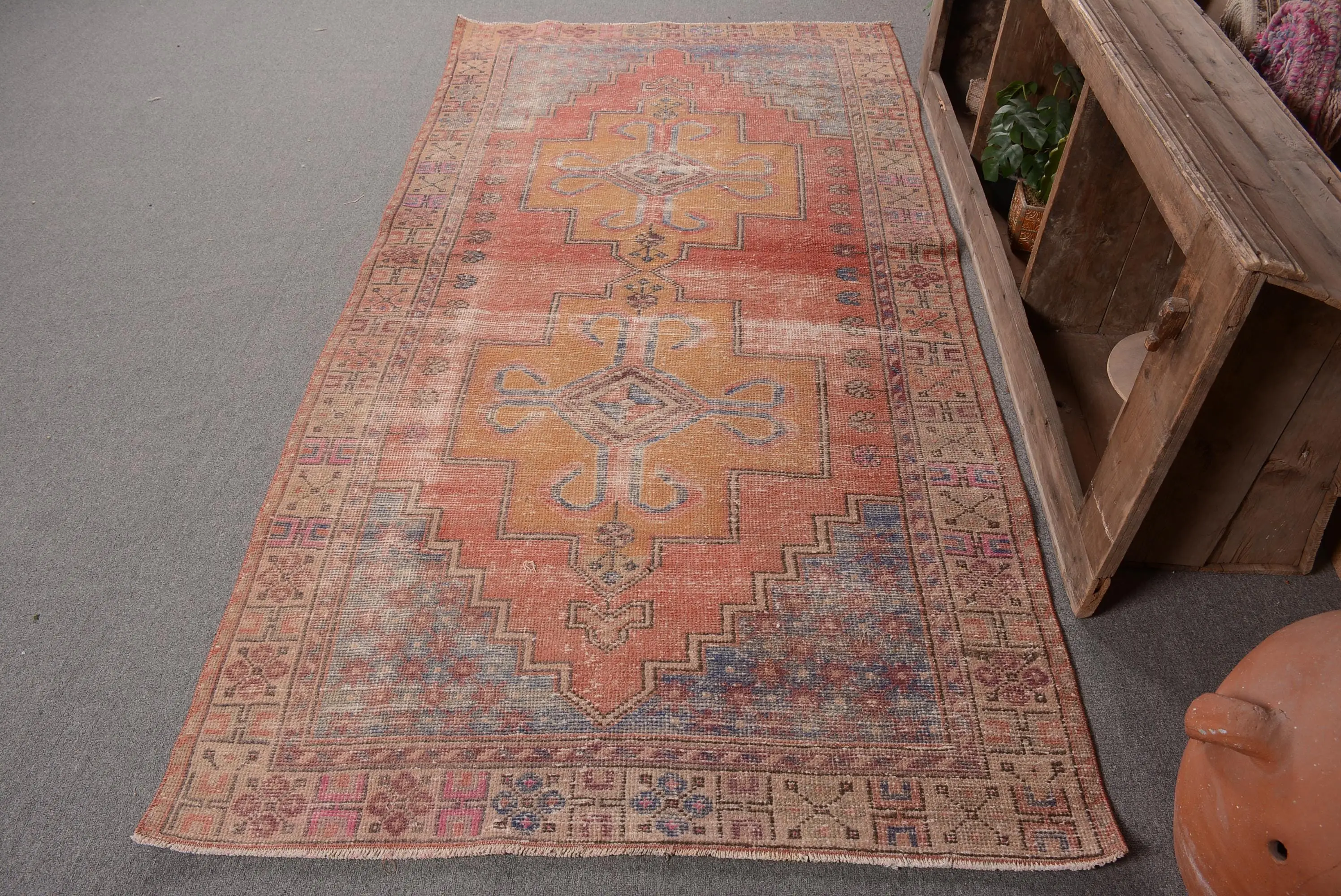 Roter Ombré-Teppich, 4 x 8,3 Fuß, elegantes, modernes Dekor - 1