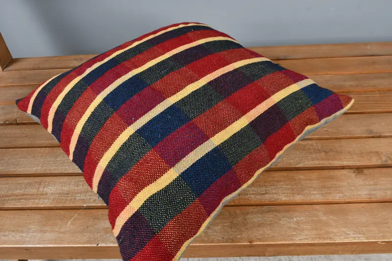Pillow Case, Ethnical Kilim Rug Pillow, 16x16 Red Pillow, Handmade Kilim Cushion, Square Throw Cushion Cover, Vintage Kilim Pillow - 2