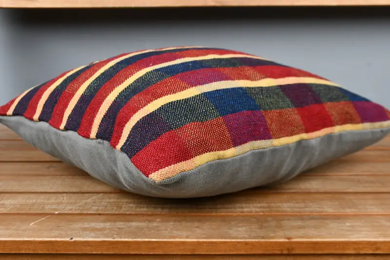 Pillow Case, Ethnical Kilim Rug Pillow, 16x16 Red Pillow, Handmade Kilim Cushion, Square Throw Cushion Cover, Vintage Kilim Pillow - 3