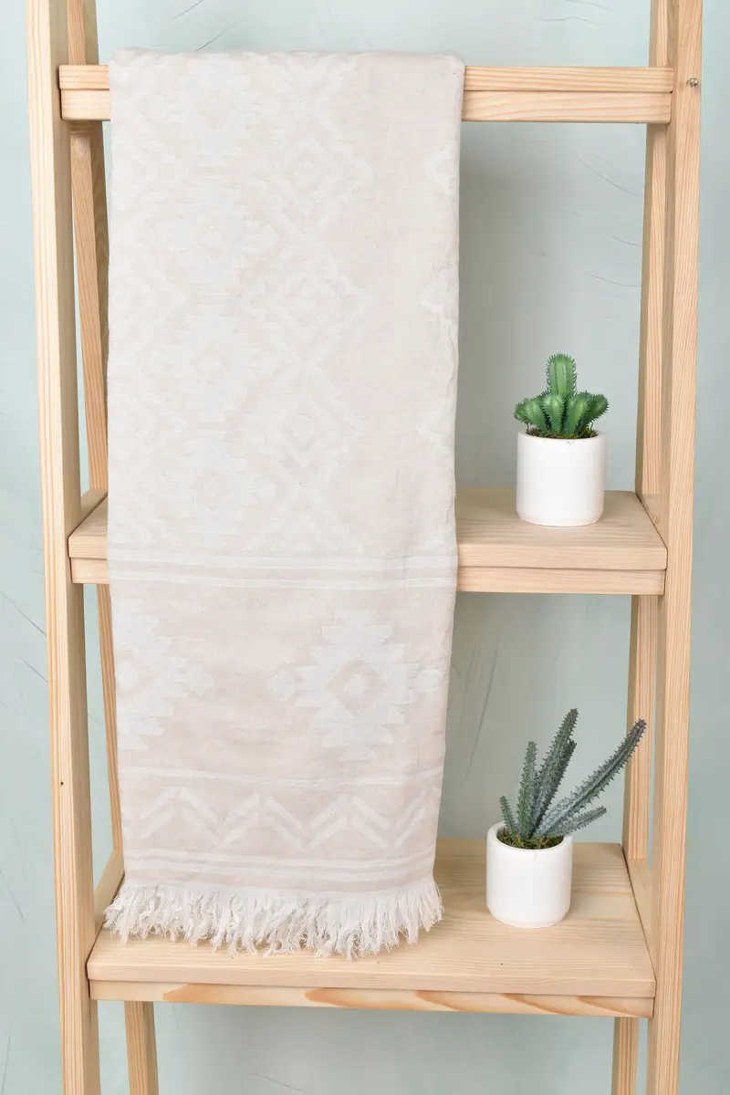 Bridesmaid Towel, Bachelorette Party Favor, Personalized Beach Towel, Monogram Turkish Towel, 74x40 Cotton Geometric Towel, Quick-dry peshtemal - 1