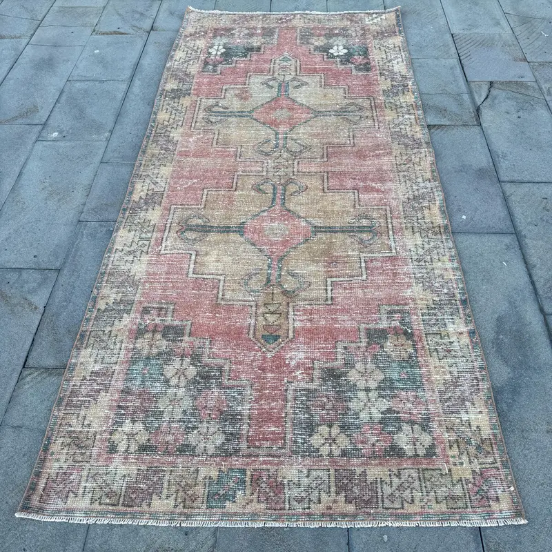 ピンクとグリーンのストライプのラグ、3.7x8.1フィートのシックな追加