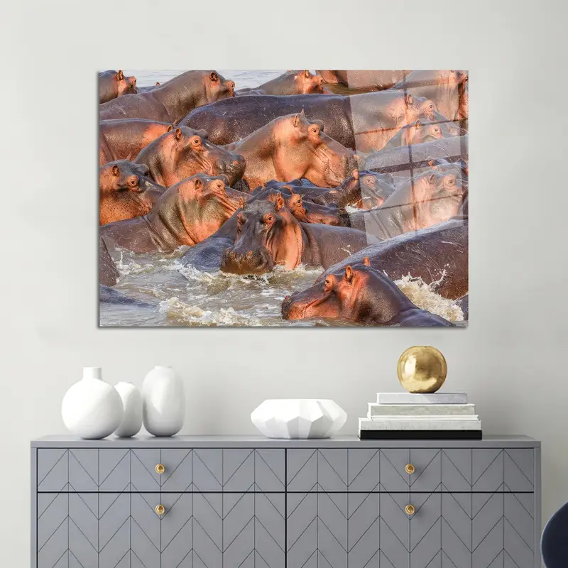 Elegant Wildlife Printed Glass for Modern Loft or Man Cave