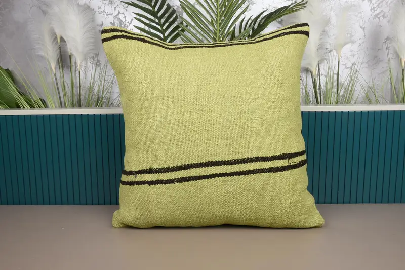 Grün, schwarz gestreiftes Kissen, 28x28 besticktes Wurfkissen