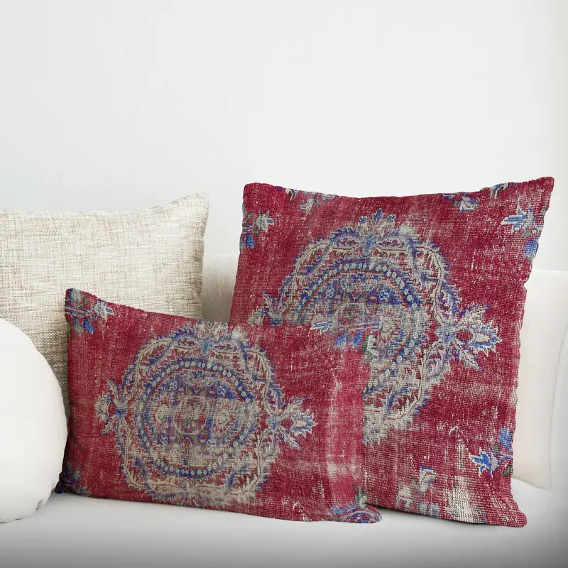 Rotes ethnisches bedrucktes Kissen: Bio, personalisiert, Bauernhausdekor