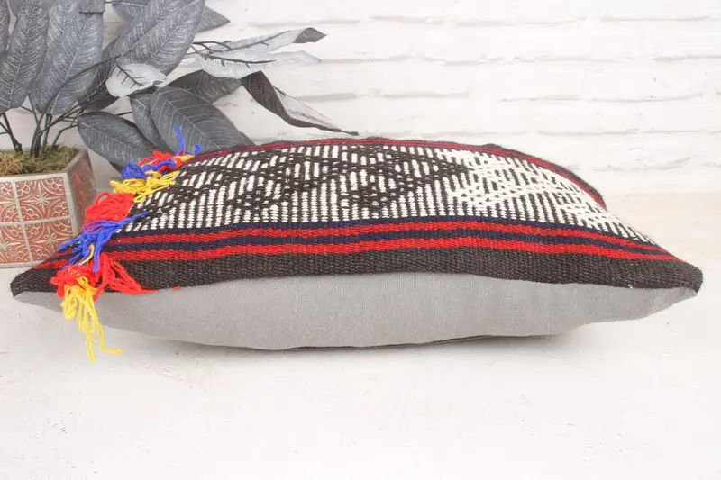 Shabby Chic Cushion Cover, Cushion Case, 12x20 White Cushion Case, Pillow for Couch, One Of A Kind Pillow Cover, Boho Pillow, Kilim Cushion Sham - 5