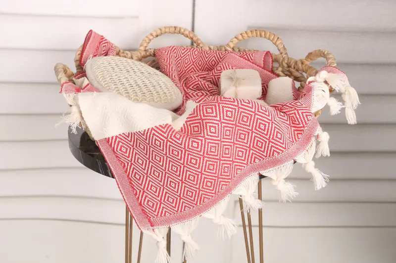 El yapımı hediye, Noel hediyeleri, düğün hediyesi, nedime hediyesi, monogramlı el havlu, kişiselleştirilmiş bulaşık havlu, 36x20 pamuk elmas havlu, doğum günü hediyesi - 2