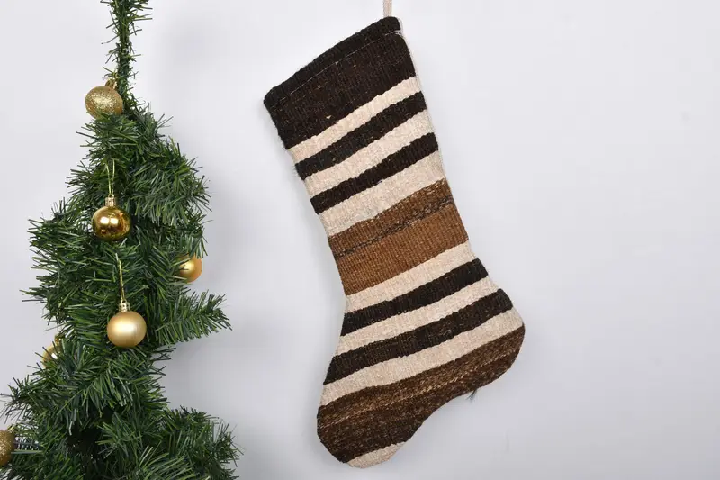 Patrón de adornos navideños, calcetín navideño de 7 pulgadas de ancho