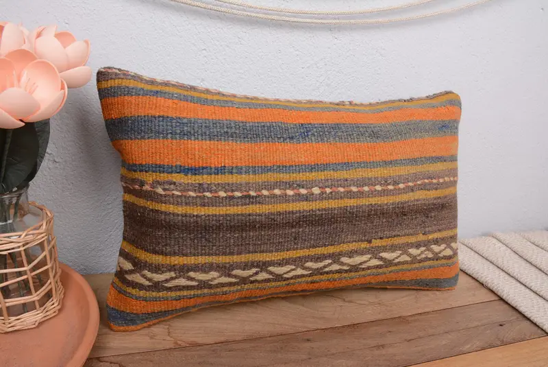 Almohada de tiro a rayas naranja y bronce, cojín bordado hecho a mano