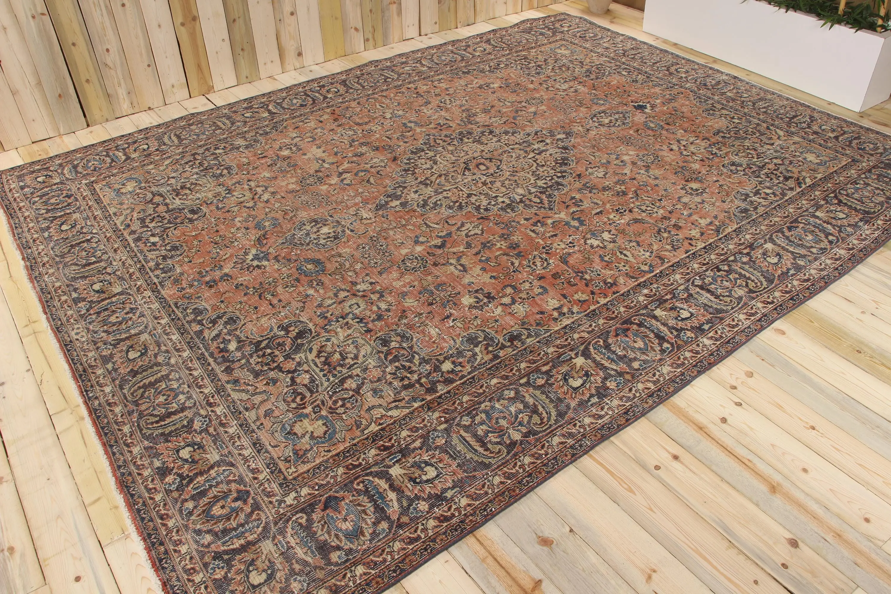 Vintage Oversize Rug 9.6x12.2 ft (293x373 cm), Turkish Brown Plants & trees Rug - 1
