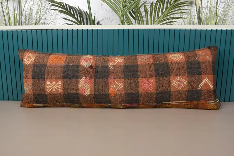 Brown Vintage Gift Pillow Sham, Geometric Wool Bed Pillow - 1