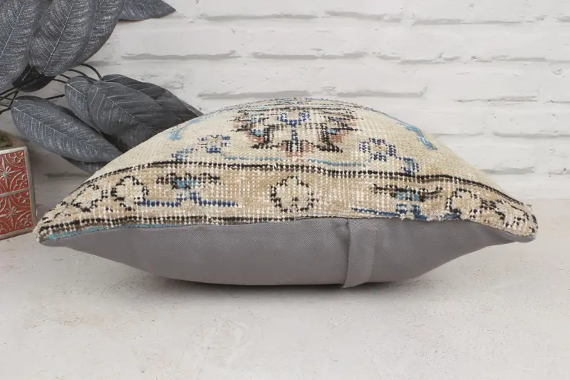 Pastel Cushion Case, 16x16 Beige Pillow Cover, Interior Designer Pillow, Pillow Cover, Gift Pillow, Aesthetic Pillow Sham, Vintage Pillow - 5