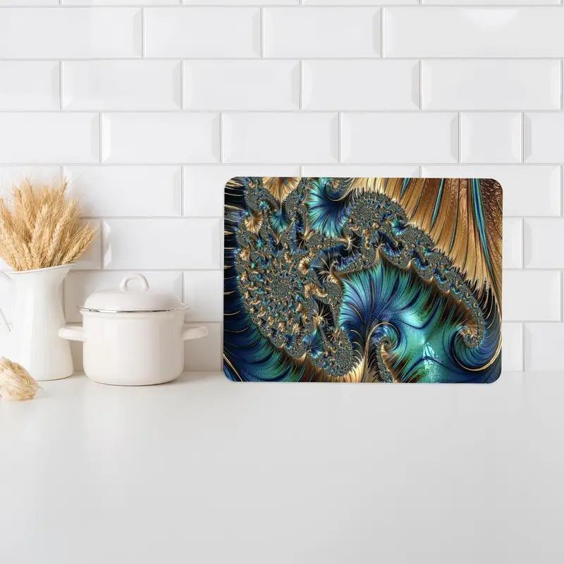 模様入りガラスまな板: 現代のキッチンの必需品