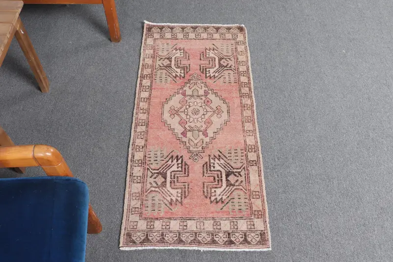 1.6x3.5 ft Vintage Küçük Halı, Kırmızı Kahverengi Türk Patchwork Yün Halı - 1
