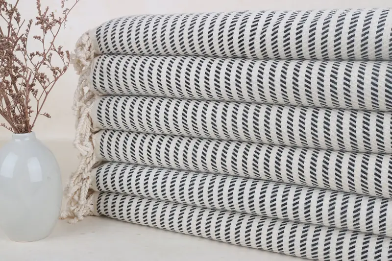 Özel Türk Pamuk Havlu Siyah Puantiyeli, 40x71 İnç