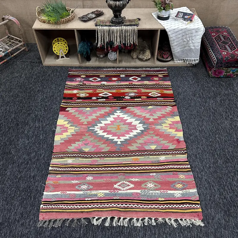 4.1x6.2 ft Area Vintage Rug, Red Moroccan Turkish Rug - 1