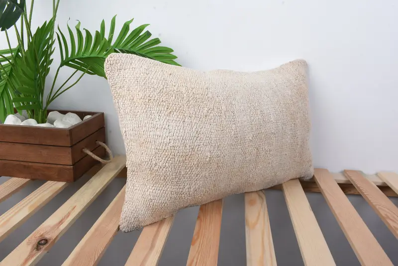 Interior Designer Pillow, Pillow for Couch, Vintage Kilim Throw Pillow, Wool Kilim Pillow Pillow Cover, Cushion Case, 12x20 Beige Cushion Cover - 4