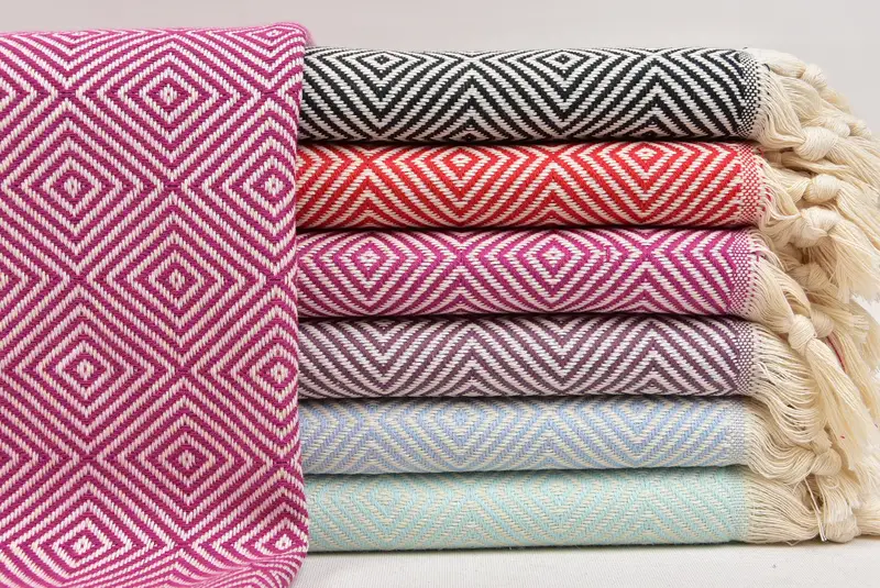 Noel hediyeleri, 36x20 pamuklu elmas havlu, anne için hediye, monogram mutfak havlusu, monogram el havlu, ev dekoru için hediye, kişiselleştirilmiş el havlu - 1