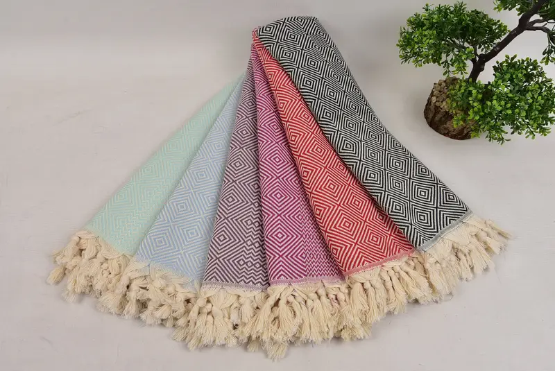 Noel hediyeleri, 36x20 pamuklu elmas havlu, anne için hediye, monogram mutfak havlusu, monogram el havlu, ev dekoru için hediye, kişiselleştirilmiş el havlu - 4