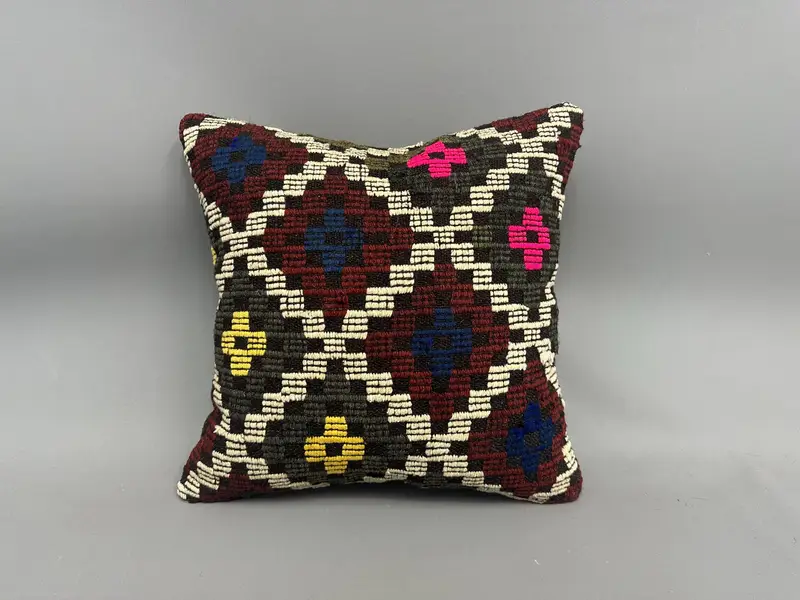Pillow Case, 18x18 White Pillow Cover, Throw Kilim Pillow, Handmade Cushion Cover, Pillow for Sofa, Interior Designer Pillow - 4