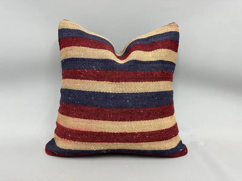 Cushion Cover, 20x20 Red Pillow Cover, Knitted Pillow, One Of A Kind Cushion Case, Turkish Kilim Pillow, Vintage Kilim Pillow, Kilim Cushion Sham - 1