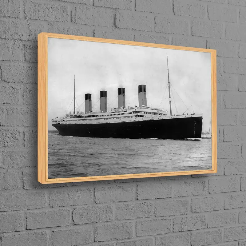 Titanic Film-Inspired Sea Canvas: Trendy, Artistic, Elegant
