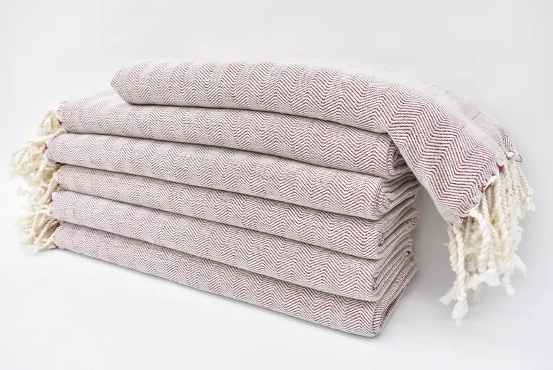 Monogramlı plaj havlu, onun için yıldönümü hediyesi, 68x40 pamuklu balıksırtı havlu, bekarlığa veda hediyeleri, eve taşınma hediyesi, büyük Türk havlu - 2