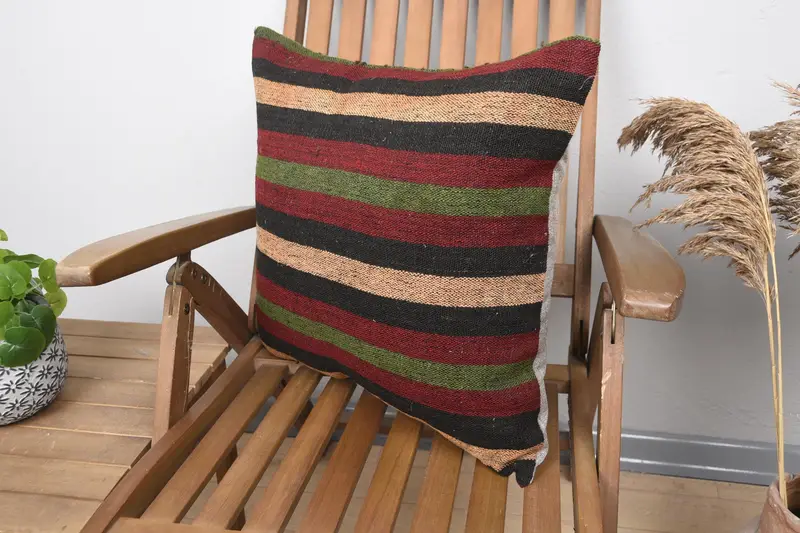 Natural Pillow Sham, Pillow Case, Kilim Cushion Sham, Turkish Kilim Pillow, Vintage Kilim Throw Pillow, 20x20 Red Cushion Case - 3