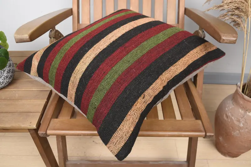 Natural Pillow Sham, Pillow Case, Kilim Cushion Sham, Turkish Kilim Pillow, Vintage Kilim Throw Pillow, 20x20 Red Cushion Case - 4