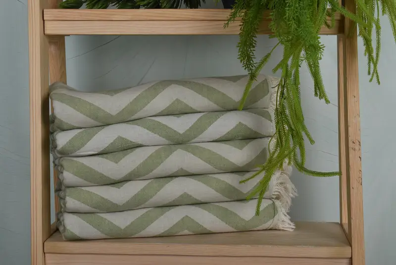 Turkish Beach Towel Organic Cotton Green Zigzag Design, 40x70 Inches