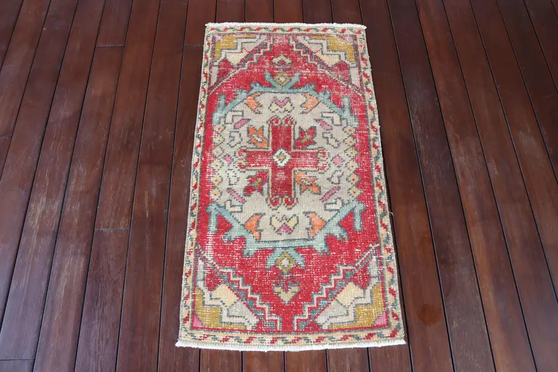 1.6x3.1 ft Türk Halısı, Vintage Küçük Halı, Kırmızı Mavi Çiçekli Halı - 1