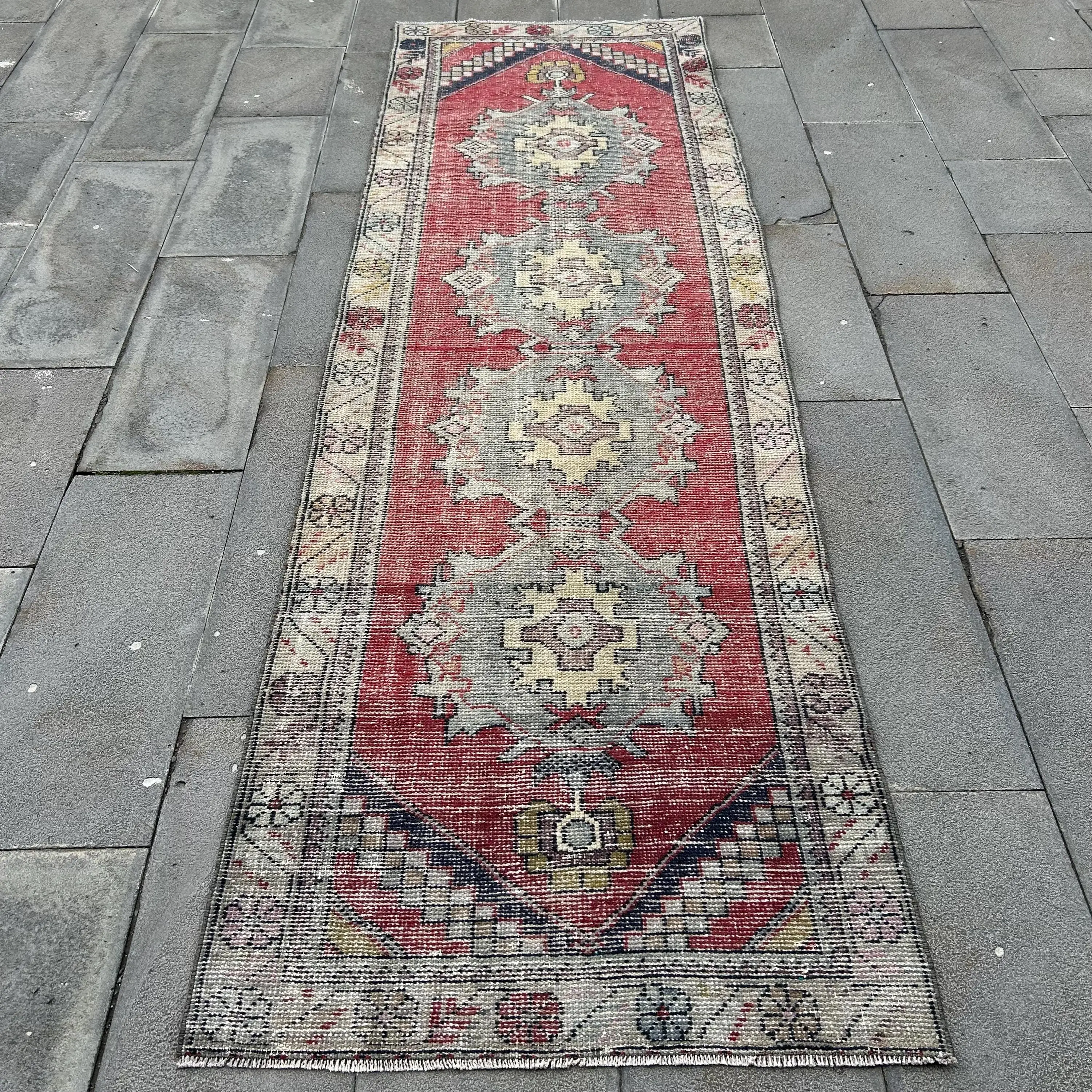 Vintage Turkish Rug 2.9x9.4 ft, Red Floral Wool Rug - 1