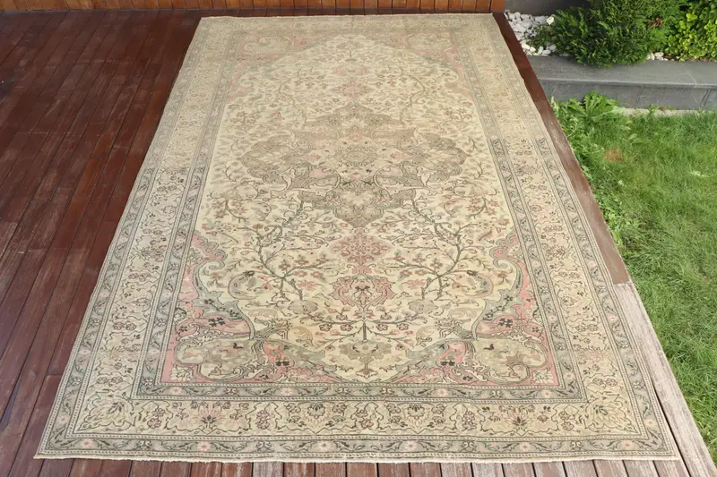 Alfombra Beige Hecha a Mano 1,8x3m con Bordes Verdes