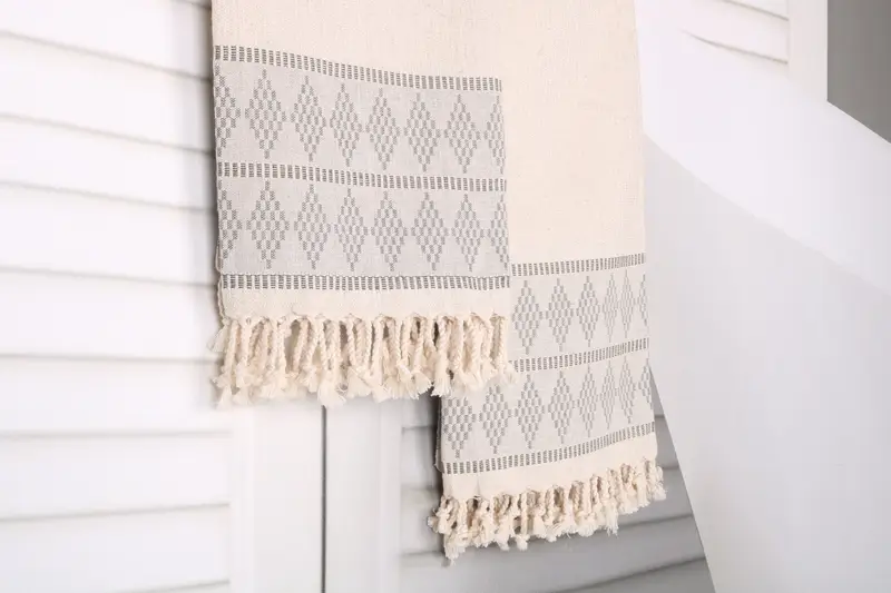 Organic Turkish towel, Holiday Towel, Quick-dry peshtemal, Spa Gift Towel, Anniversary Gift For Her, 70x36 Linen Kilim Design Towel, Organic towel - 8